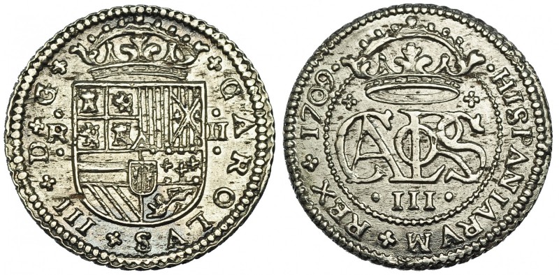 2 reales. 1709. Barcelona. VI-23. Pequeñas marcas de acuñación. EBC-/EBC.