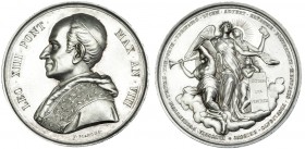 VATICANO. León XIII. Año VIII (1885). Medalla conmemorativa de la apertura a los estudiosos del archivo secreto del Vaticano. AR 43 mm. Grabador: F. B...
