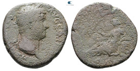 Hadrian AD 117-138. Rome
Dupondius Æ

25 mm, 10,71 g



Fine