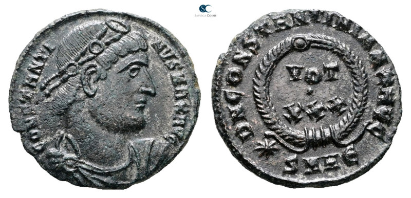 Constantine I the Great AD 306-337. Heraclea
Follis Æ

19 mm, 2,66 g



V...