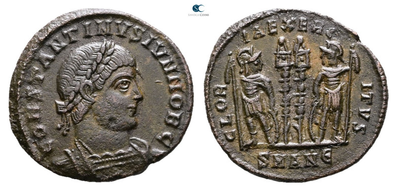 Constantine II, as Caesar AD 317-337. Antioch
Follis Æ

18 mm, 2,31 g



...