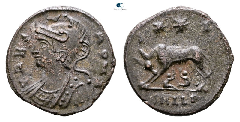 City Commemoratives AD 330-354. Alexandria
Follis Æ

15 mm, 2,25 g



Ver...