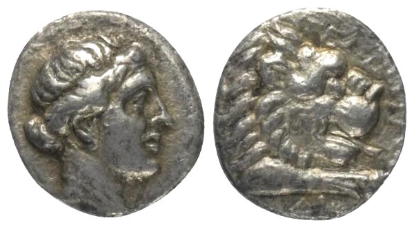 Karien. Knidos.

Drachme (Silber). Ca. 350 - 320 v. Chr.
Vs: Kopf der Artemis...