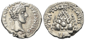 Kappadokien. Kaisareia (Caesarea). Commodus (177 - 192 n. Chr.).

 Drachme (Silber).
Vs: Büste des Commodus mit Lorbeerkranz rechts.
Rs: Berg Arga...