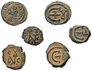 Byzantinische Münzen - Lots.


Verschiedene Herrscher.

Lot (3 Stück, Bronze): Pentanumion, ca. 6. Jhdt. n. Chr.

Sehr schön - fast sehr schön....