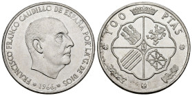 Estado Español (1936-1975). 100 pesetas. 1966*19-69. Madrid. (Cal-148). Ag. 19,13 g. Palo curvo. Leves marquitas. Brillo original. Escasa. Almost MS. ...