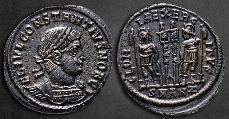 Constantius II, as Caesar AD 324-337. Antioch
Follis Æ

19 mm, 2,30 g

FL I...