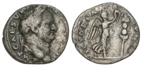 Roman Coins: Roman Empire
Denario. 70-79 d.C. VESPASIANO. Anv.: IMP. CAES. VES(P. AVG. P. M. COS. IIII). Cabeza laureada a derecha. Rev.: VICTORIA (A...