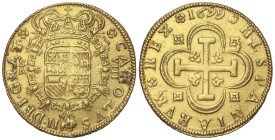 Spanish Monarchy: Charles II
8 Escudos. 1699. SEVILLA. M. 26,80 grs. Sin escusón de Portugal y leyenda terminada en GRAT. (Descolgada con leves resto...