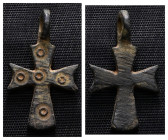 Weight 2,70 gr - Diameter 26 mm. BYZANTINE EMPIRE. BRONZE CROSS.(8th-10th century).Ae. Material : Bronze.