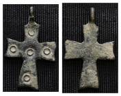 Weight 1,44 gr - Diameter 24 mm. BYZANTINE EMPIRE. BRONZE CROSS.(8th-10th century).Ae. Material : Bronze.