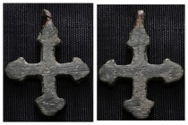 Weight 5,86 gr - Diameter 30 mm. BYZANTINE EMPIRE. BRONZE CROSS.(8th-10th century).Ae. Material : Bronze.