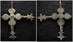 Weight 21,01 gr - Diameter 65 mm. BYZANTINE EMPIRE. BRONZE CROSS.(8th-10th century).Ae. Material : Bronze.