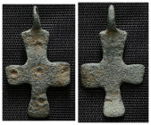 Weight 1,08 gr - Diameter 25 mm. BYZANTINE EMPIRE. BRONZE CROSS.(8th-10th century).Ae. Material : Bronze.