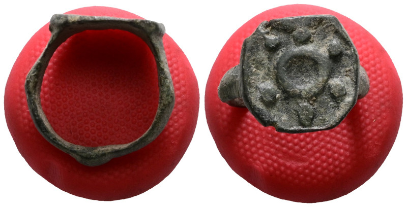 Weight 5,50 gr - Diameter 20 mm. ANCIENT BYZANTINE BRONZE RING.