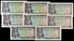 Lote 8 billetes 5 Pesetas. 13 Febrero 1943. Isabel la Católica. Diferentes series: Sin serie, A, F, H. Ed-446, 446a. MBC a MBC+.