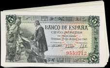 Lote 89 billetes 5 Pesetas. 15 Junio 1945. Capitulaciones de Santa Fe. Sin Serie. Todos correlativos. (Algunas esquinas algo rozadas y algunas arrugas...