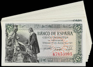 Lote 41 billetes 5 Pesetas. 15 Junio 1945. Capitulaciones de Santa Fe. Serie K. Todos correlativos. (Alguna esquinas algo rozada, y alguna arruga). A ...