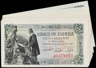 Lote 19 billetes 5 Pesetas. 15 Junio 1945. Capitulaciones de Santa Fe. Serie J. Todos correlativos. (Esquinas algo dobladas, arrugas). A EXAMINAR. Ed-...