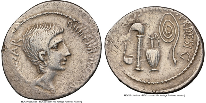 Octavian, as Imperator and Triumvir (43-33 BC). AR denarius (20mm, 3.49 gm, 7h)....