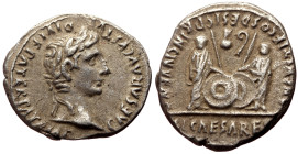 Denarius AR
Augustus (37 BC-14 AD)
19 mm, 3,69 g