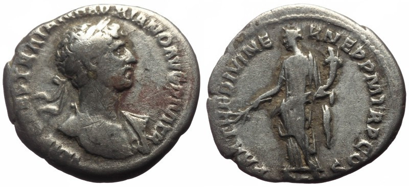 Denarius AR
Hadrian (117-138), Rome, 117, IMP CAES TRAIAN HADRIANO AVG DIVI TRA...