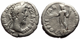 Denarius AR
Commodus (177-192), Rome, 186-189, M COMM ANT-P FEL AVG BRIT, laureate head of Commodus right / OPTIME M-AXIME Jupiter standing facing, n...