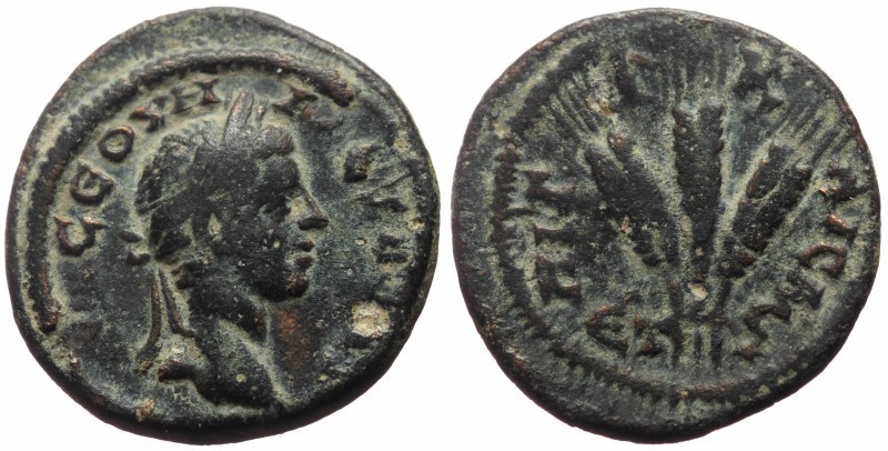 15/1064 Bronze Æ
Cappadocia, Caesarea, Severus Alexander Issue: ƐΤ Ϛ = 6 (226/7...