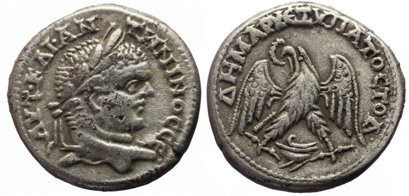 Tetradrachm AR
Phoenicia, Berytus AR Tetradrachm, Caracalla (198-217) / •AYT•KA...