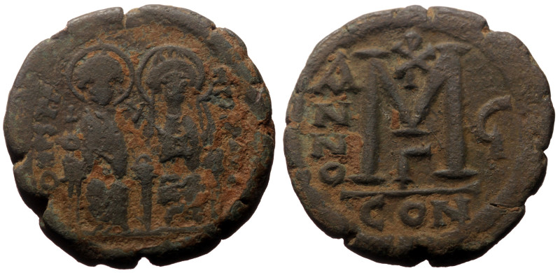 Follis Æ
Byzantine
28 mm, 10 g