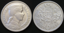 5 Lati AR
Latvia, 1929, Maiden's head facing right in stylized folk costume, including headdress, with ears of grain over her shoulder / Latvian coat...