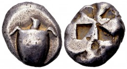 Aegina, Aegina. . Ca. 500-480 BC. AR stater, 12.05 g. Sea turtle, with no collar and an almost smooth carapace / skew pattern within incuse square. Mi...