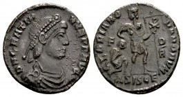 Gratianus. Siscia, 367-375 AD. Æ2, 2.92 g. D N GRATIANVS P F AVG diademed, draped, cuirassed bust right / GLORIA ROMANORVM Gratian advancing right, wi...