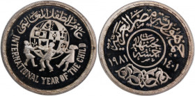 Egypt 5 Pounds 1981 (AH 1401) 
 Egypt 5 Pounds 1981 (AH 1401) Silver KM#533 Mintage:10000 Pcs Year of the Child 
Grade: PROOF