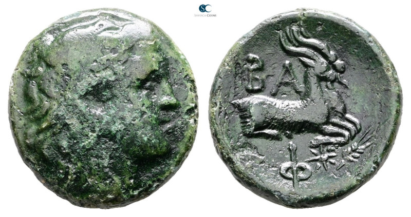 Kings of Macedon. Uncertain mint. Philip V 221-179 BC. 
Bronze Æ

21 mm, 7,25...