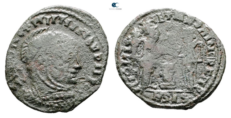 Constantine I the Great AD 306-337. Contemporary barbaric imitation
Follis Æ
...