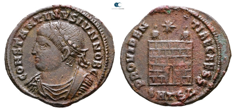 Constantine II, as Caesar AD 317-337. Thessaloniki
Follis Æ

20 mm, 2,90 g
...