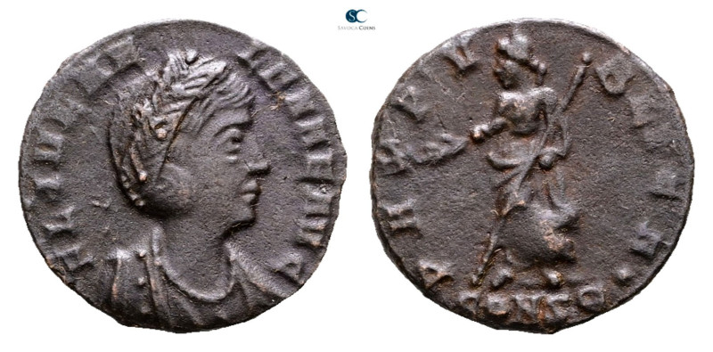 Helena. Augusta AD 324-329. Constantinople
Follis Æ

14 mm, 1,39 g



Ver...