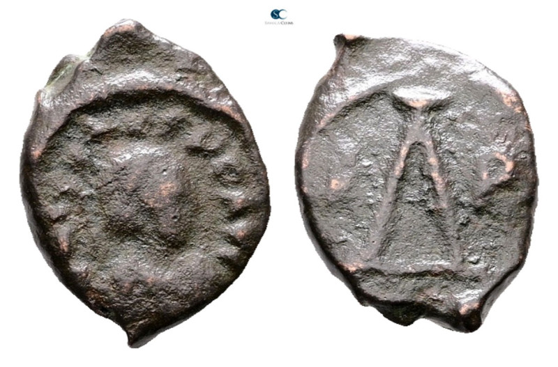 Justinian I AD 527-565. Thessalonica
4 Nummi Æ

14 mm, 1,43 g



Good Fin...