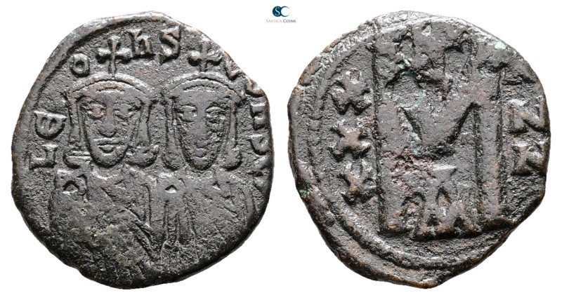 Leo V the Armenian, with Constantine AD 813-820. Constantinople
Follis or 40 Nu...