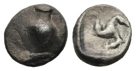 PAMPHYLIA. Aspendos. (Circa 465-430 BC).
AR Obol (8,5mm 0,87g)
Obv: Amphora.
Rev: Triskeles running to right; all within incuse square.
SNG Paris ...