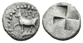 THRACE. Byzantion (Circa 340-320 BC)
AR 1/10 Stater (10,9mm 1g)
Obv: ΠY. Bull standing left on dolphin
Rev: Quadripartite millsail incuse.
SNG BM ...