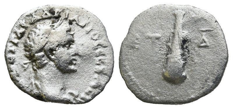 CAPPADOCIA. Caesarea. Hadrian (117-138 AD)
AR Hemidrachm (14,6mm 1,4g)
Obv: ΑΥ...