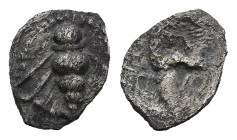 IONIA. Ephesos. (Circa 500-420 BC).
AR Tetartemorion (6,2mm 0,18g)
Obv: Bee.
Rev: Ε Φ. Head of eagle right within incuse square.
SNG Kayhan 127; K...