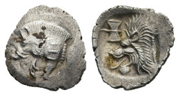 MYSIA. Kyzikos. (Circa 450-400 BC)
AR Hemiobol (9,6mm 0,42g)
Obv: Forepart of boar to left, E (retrograde) on shoulder, tunny fish upwards behind
R...