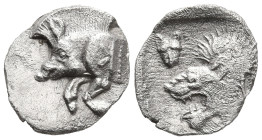 MYSIA. Kyzikos. (Circa 450-400 BC).
AR Hemiobol (9,1mm 0,42g)
Obv: Forepart of a boar left, retrograde K on its shoulder; to right, tunny upward.
R...