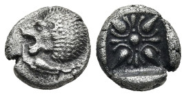 IONIA. Miletos. (Late 6th-early 5th centuries BC).
AR Diobol (10,2mm 1,09g)
Obv: Forepart of lion right, head left.
Rev: Stellate floral design; al...