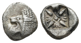 IONIA. Miletos. (Late 6th-early 5th centuries BC).
AR Diobol (9,9mm 1,13g)
Obv: Forepart of lion right, head left.
Rev: Stellate floral design; all...