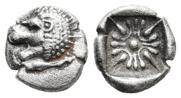 IONIA. Miletos. (Late 6th-early 5th centuries BC).
AR Diobol (9,5mm 0,9g)
Obv: Forepart of lion right, head left.
Rev: Stellate floral design; all ...