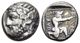 ISLAND off THRACE. Thasos. (Circa 390-380 BC)
AR Drachm (13,9mm 3,7g)
Obv: Head of Dionysos left, wreathed with ivy
Rev: ΘΑΣΙΟΝ. Herakles kneeling ...